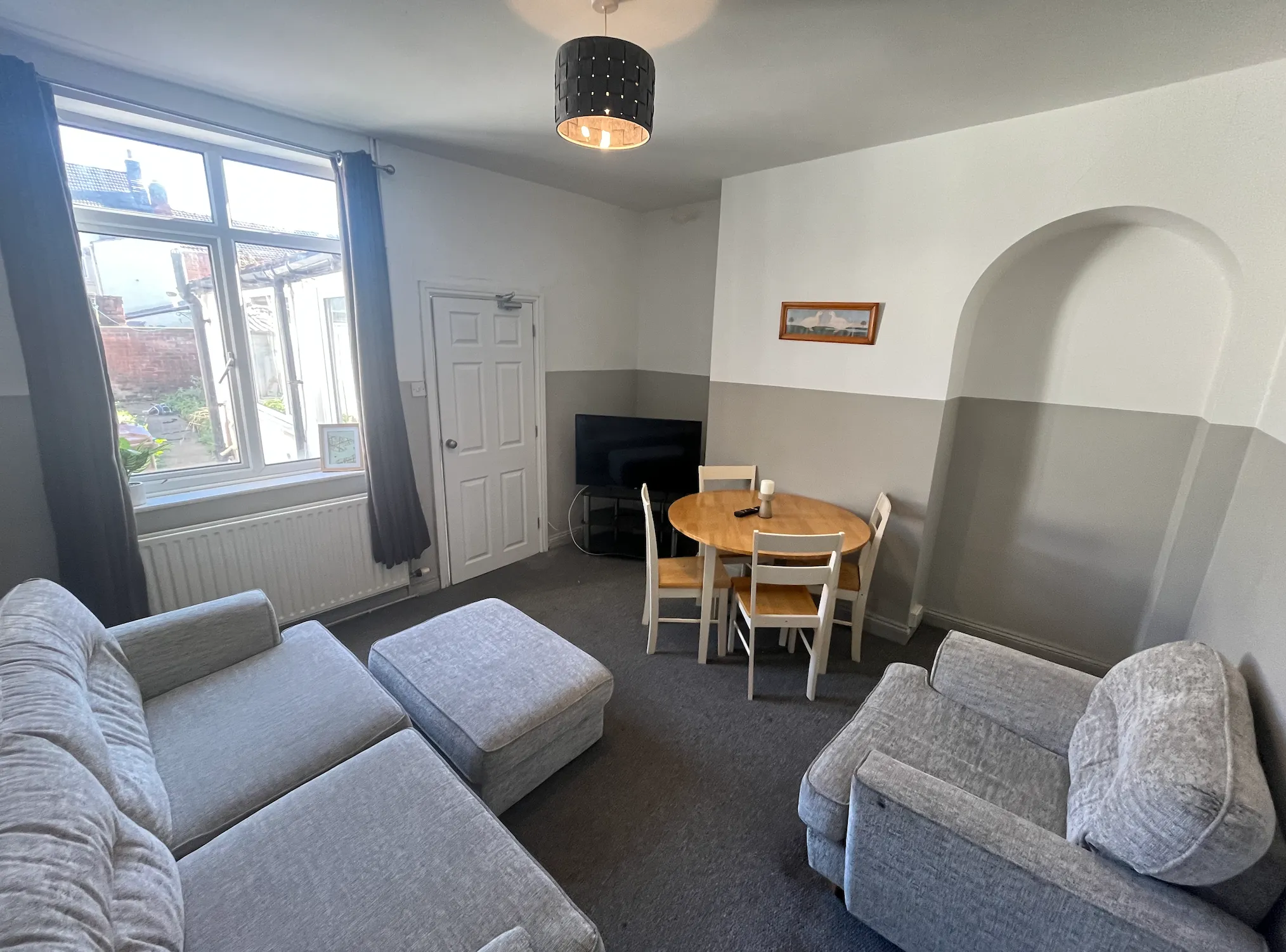 3 Bedroom Bills Inclusive - 16 Baggholme Road, Lincoln - Image 1